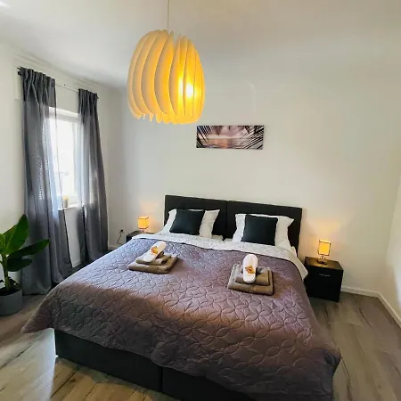 Gemuetlich*nespresso*netflix*arbeitsplatz*parkplatz